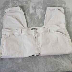 Torrid 30 Jeans Feel the Fit Capri Off White Denim Tuxedo Stripe Stretch CAP24E